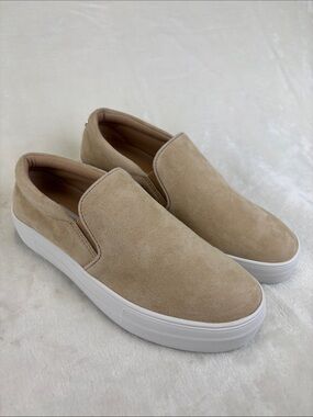 STEVE MADDEN Gills Tan Suede Slipon Sneakers Size 8